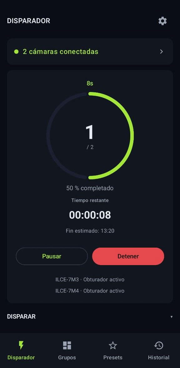 Session running on two cameras with pause and stop controls